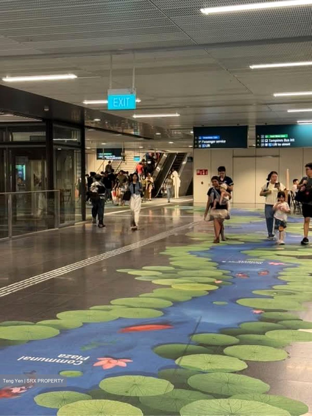 Tampines Central 1 (D18), Retail #584126631